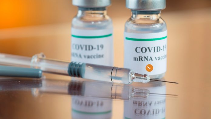 mRNA-Impfstoffe, Credit: Canva