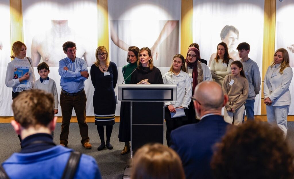 13.01.2026: EFA-Patientengemeinschaft für atopisches Ekzem präsentiert ihre persönlichen Erfahrungen im Europäischen Parlament